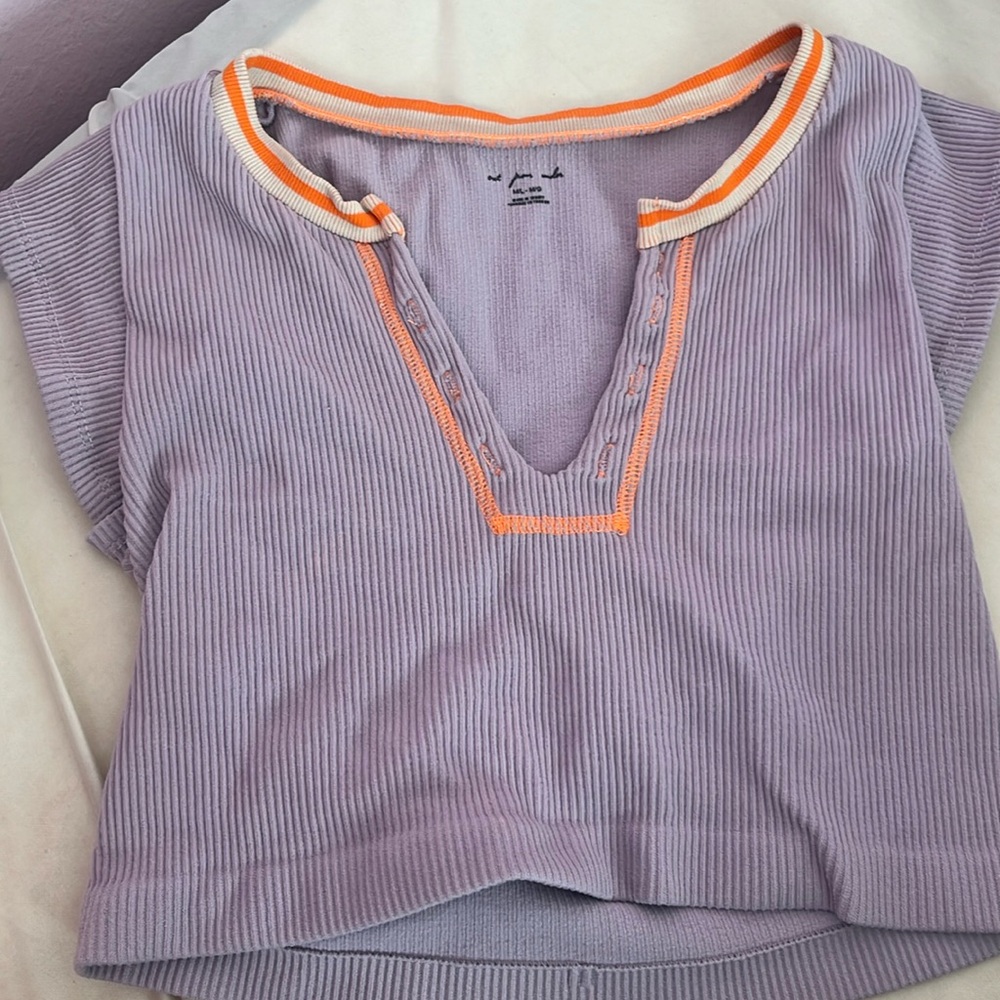 Urban outfitters go for gold top (only worn once)